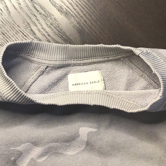 Women’s M American Eagle Jegging Fit Distressed Camo Sweatshirt - Picture 3 of 7